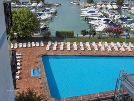 Hotel Marina Uno Lignano Sabbiadoro Zewnętrze zdjęcie